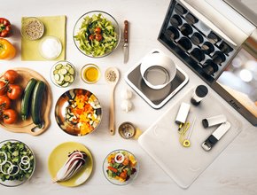 Linc next to vegetables for preparation