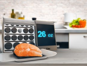 Linc food scale weighing meat